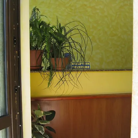 Szálloda Continental 2*