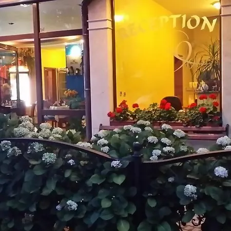 Szálloda Continental Kiten