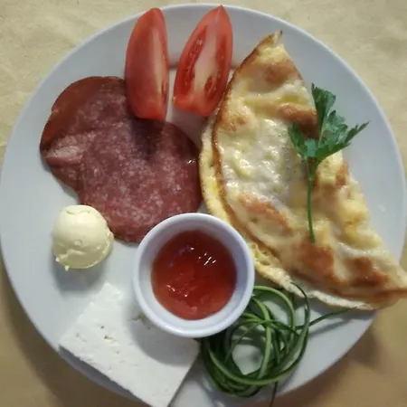 Szálloda Continental Kiten