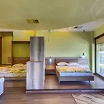 Continental Hotel 2*